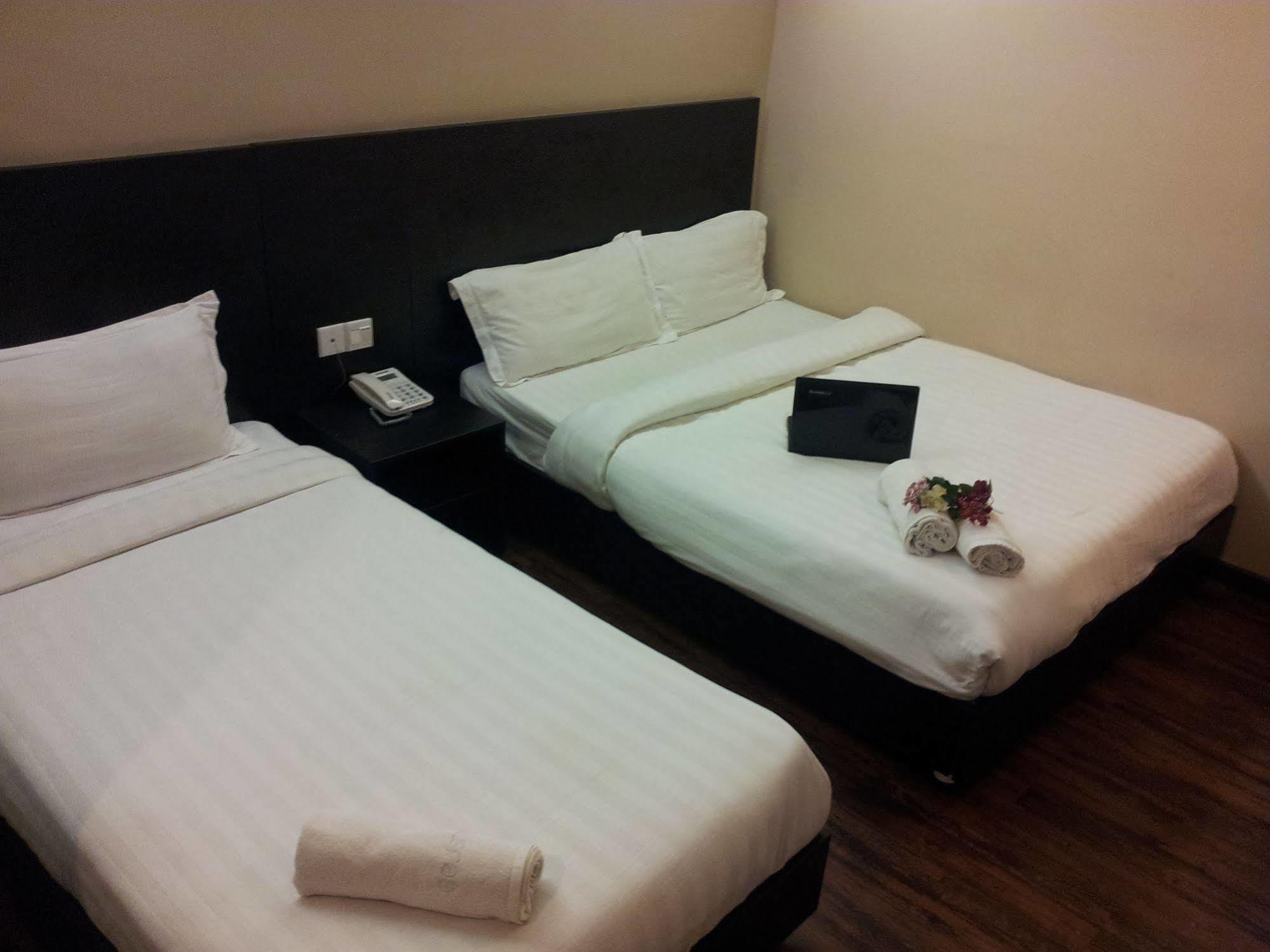 Hotel 99 Bandar Kelang Zewnętrze zdjęcie